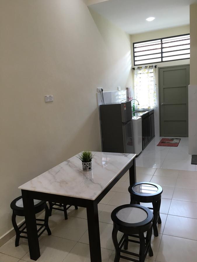 Louie Homestay Mersing Eksteriør billede
